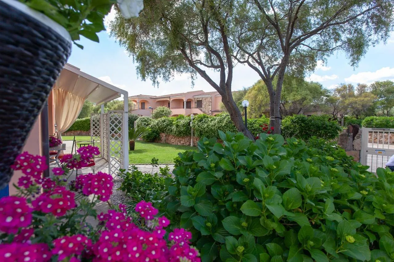 Residence Le Colonnine San Teodoro  Italy
