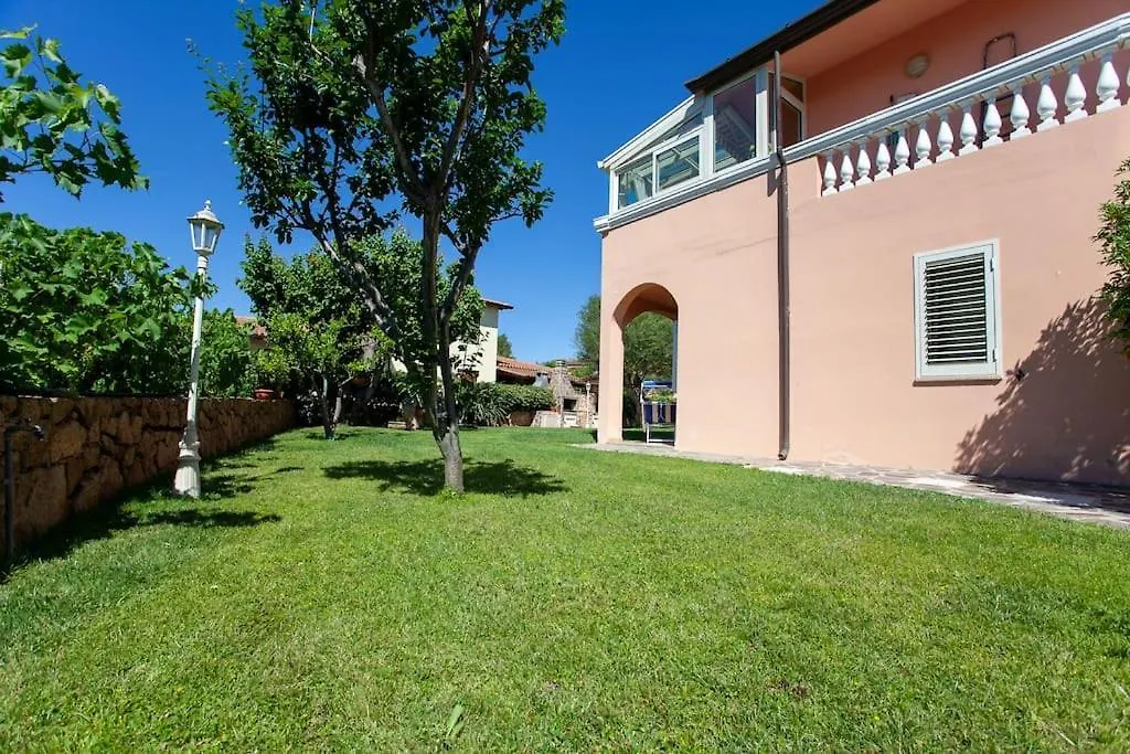 Residence Le Colonnine San Teodoro  San Teodoro (Sardinia)