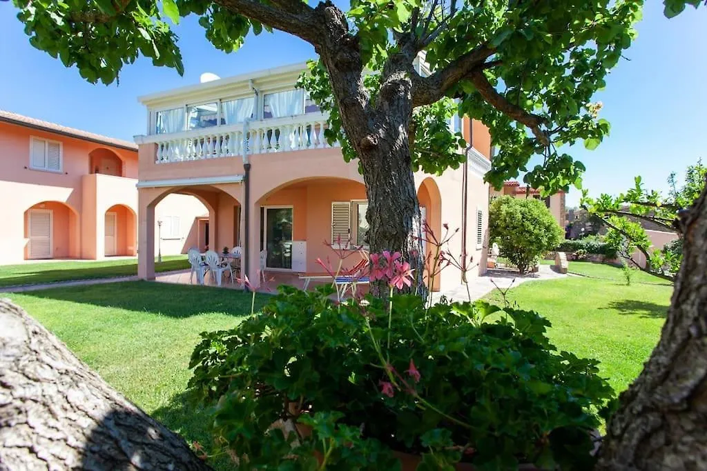Holiday home Residence Le Colonnine San Teodoro