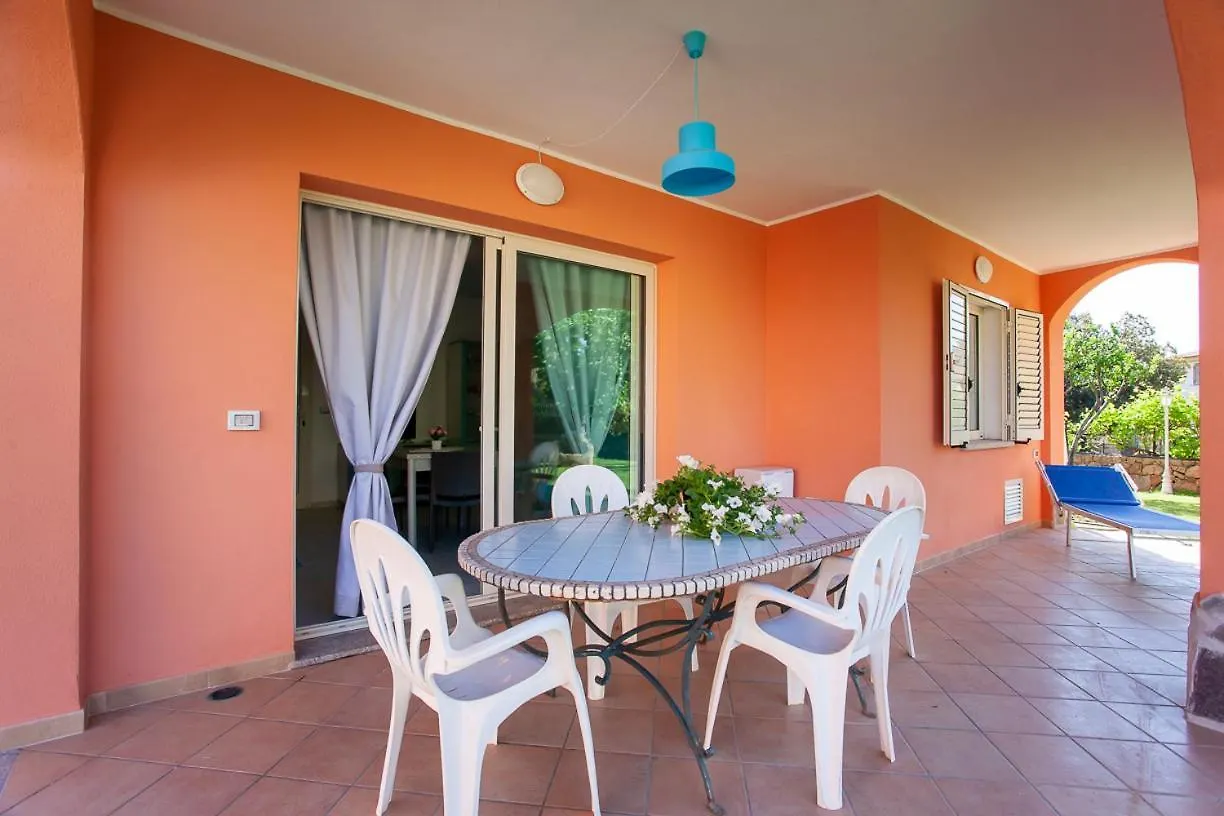 Holiday home Residence Le Colonnine San Teodoro  Italy